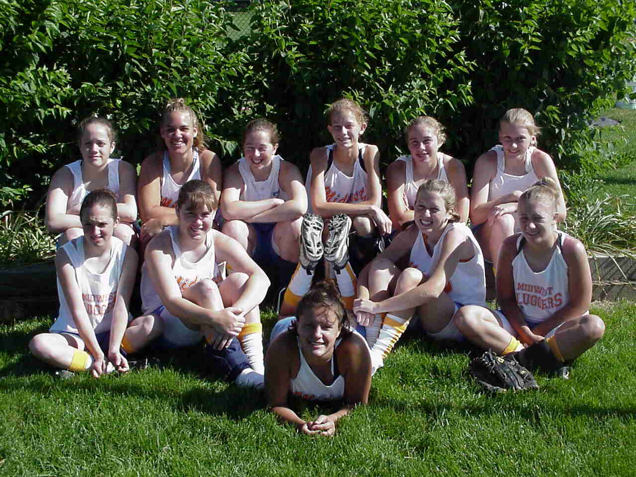 newteam.jpg (122205 bytes)